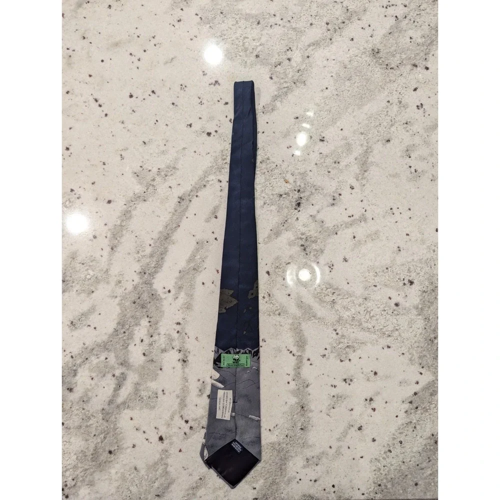 VTG World Wildlife Fund WWF Mens Wolf Tie 90s Nature Animals Winter Conservation